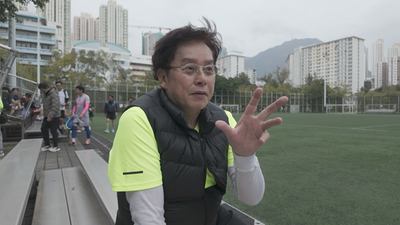 前輩譚詠麟在節目內,給了Gary不少意見和鼓勵。