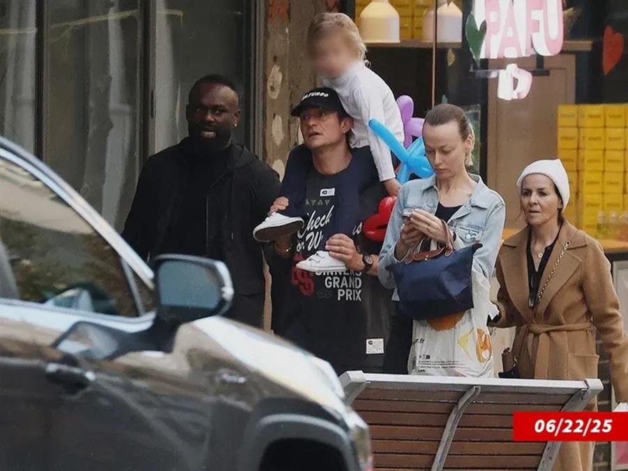 奧蘭多與女兒到澳洲與Katy修補裂縫,可惜失敗。