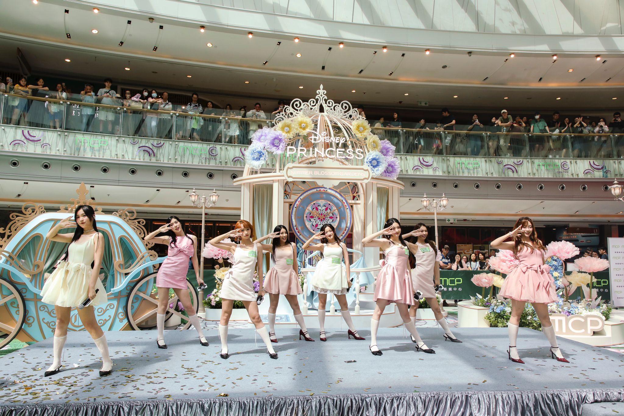 人氣女團Lolly Talk親身於六大迪士尼公主花藝場景打卡