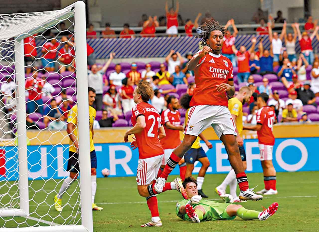 世冠盃C組榜首戰