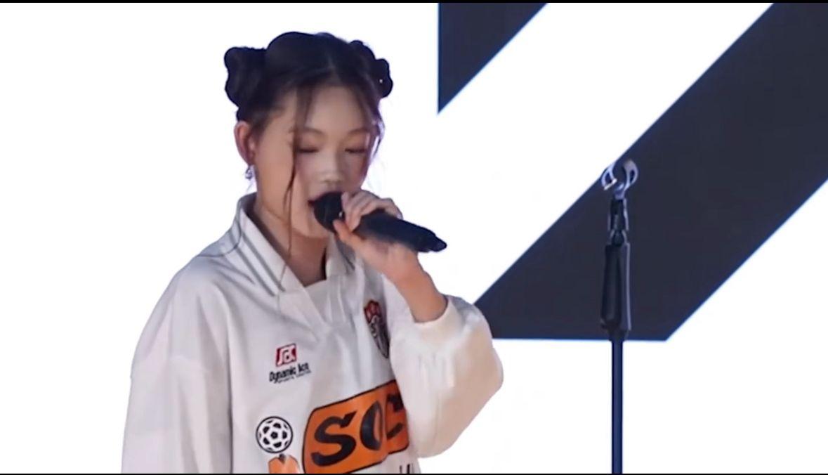 NEXT MONSTER首位公開練習生Evelli。