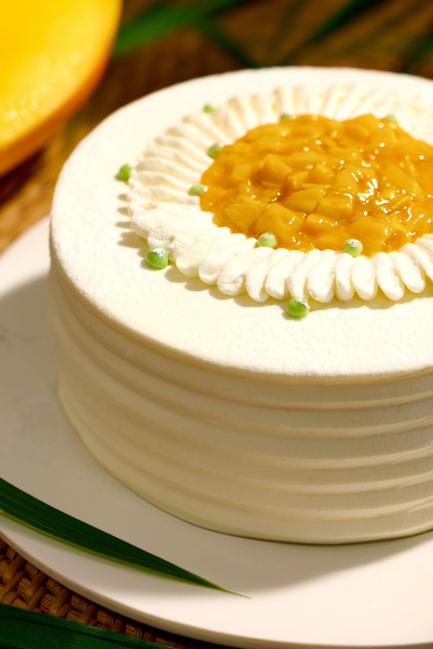 斑蘭芒果海綿蛋糕價錢:原個6吋蛋糕(香港$480,澳門MOP$520);原個9吋蛋糕(香港$680,澳門MOP$780)