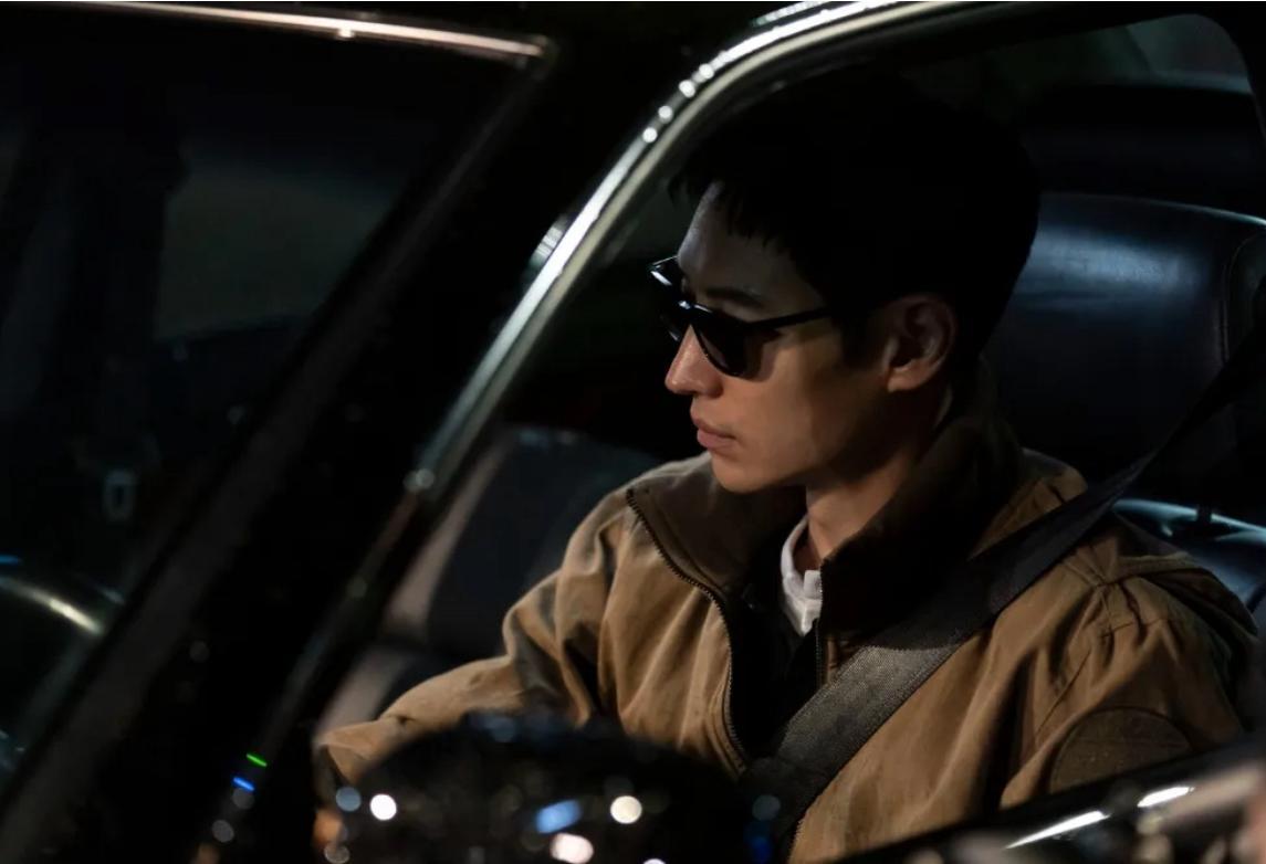 李帝勳憑韓劇《模範的士》系列的角色金道奇,兩度獲SBS演技大賞。