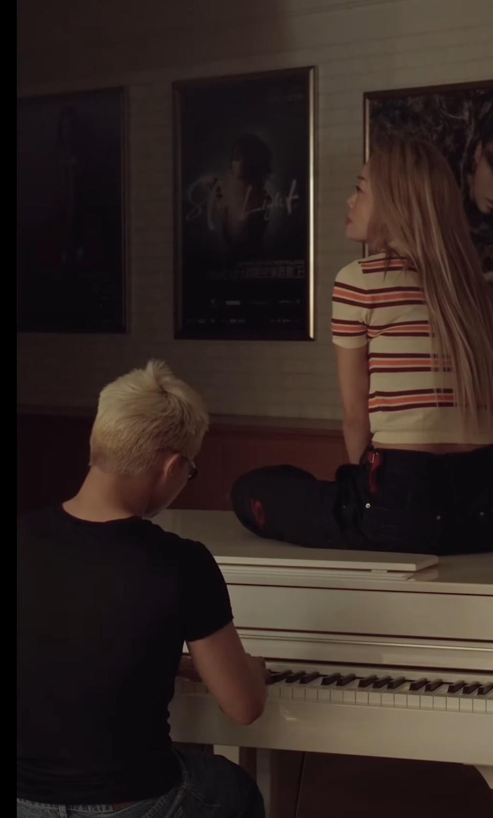 Gareth.T日前邀來樂壇天后容祖兒半夜翻唱《用背脊唱情歌》。