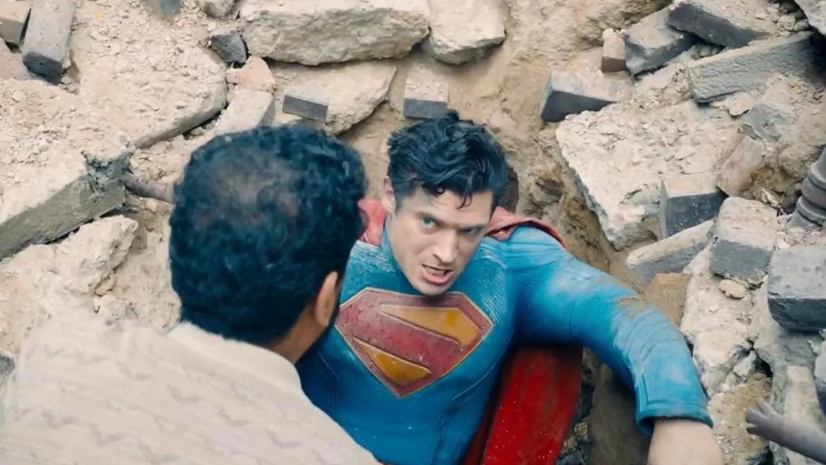 《超人》終極預告 熱視線360度殺敵 海洋陸地分裂超震撼(有片)