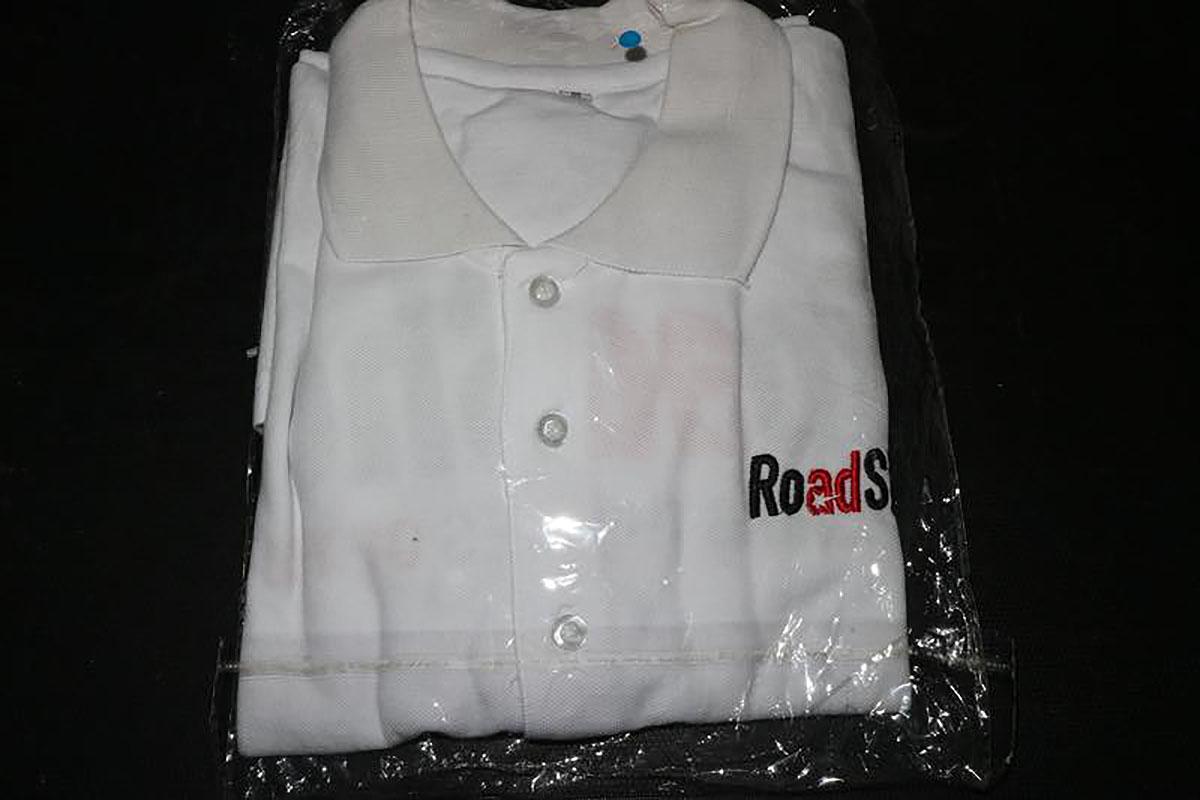 有網民分享現存的路訊通制服和物品。(網民Ricky Lau@FB群組「90年代回憶 (新版)」)