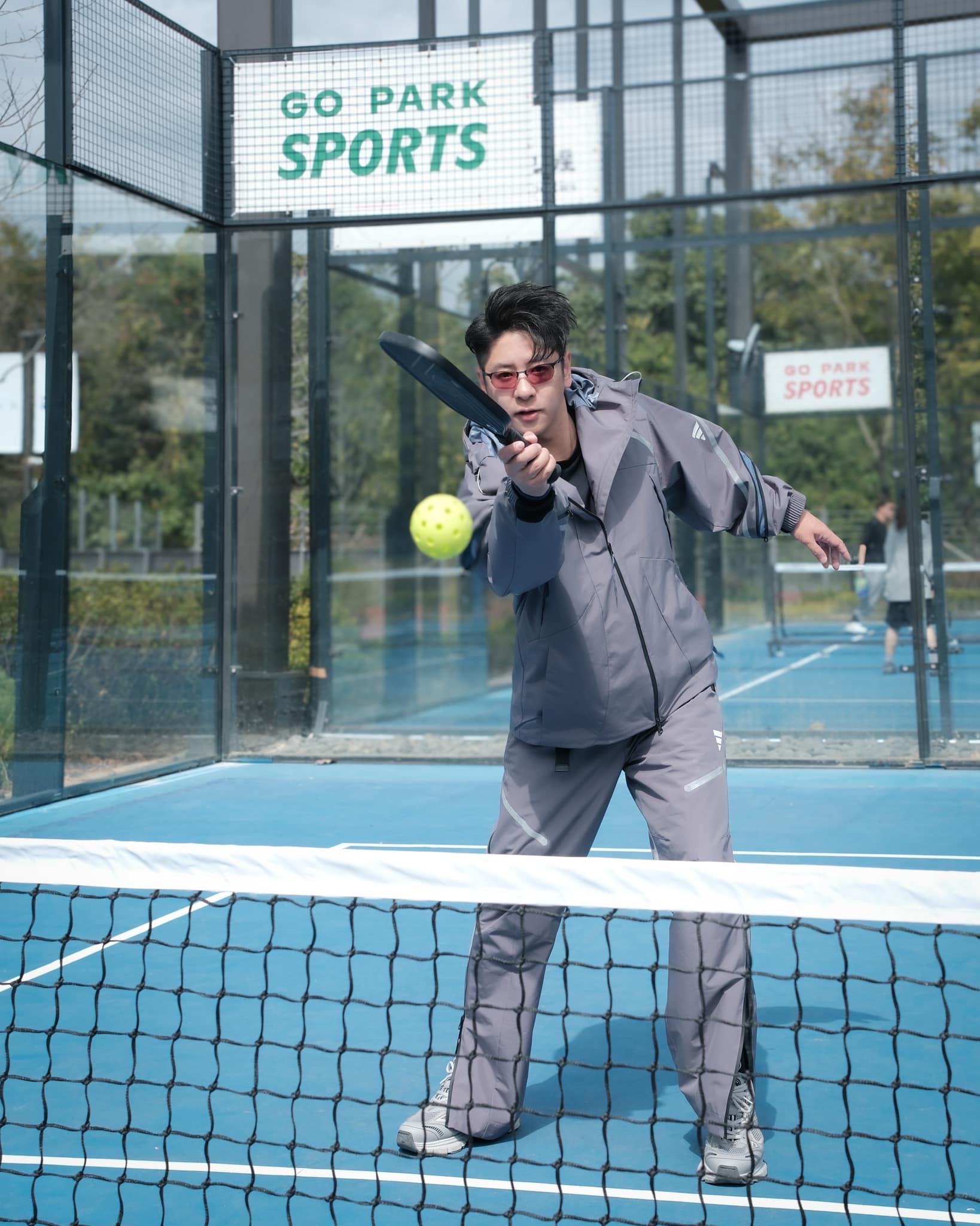 許廷鏗愛上玩pickleball。