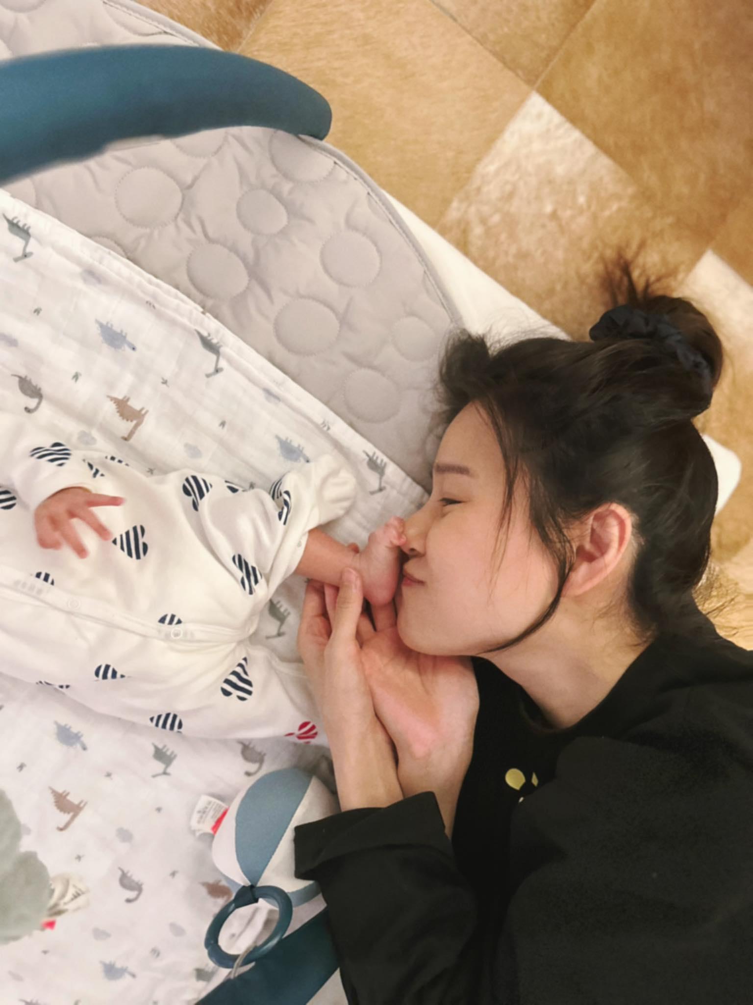 蕭正楠黃翠如有仔萬事足,工作以外就是照顧兒子。