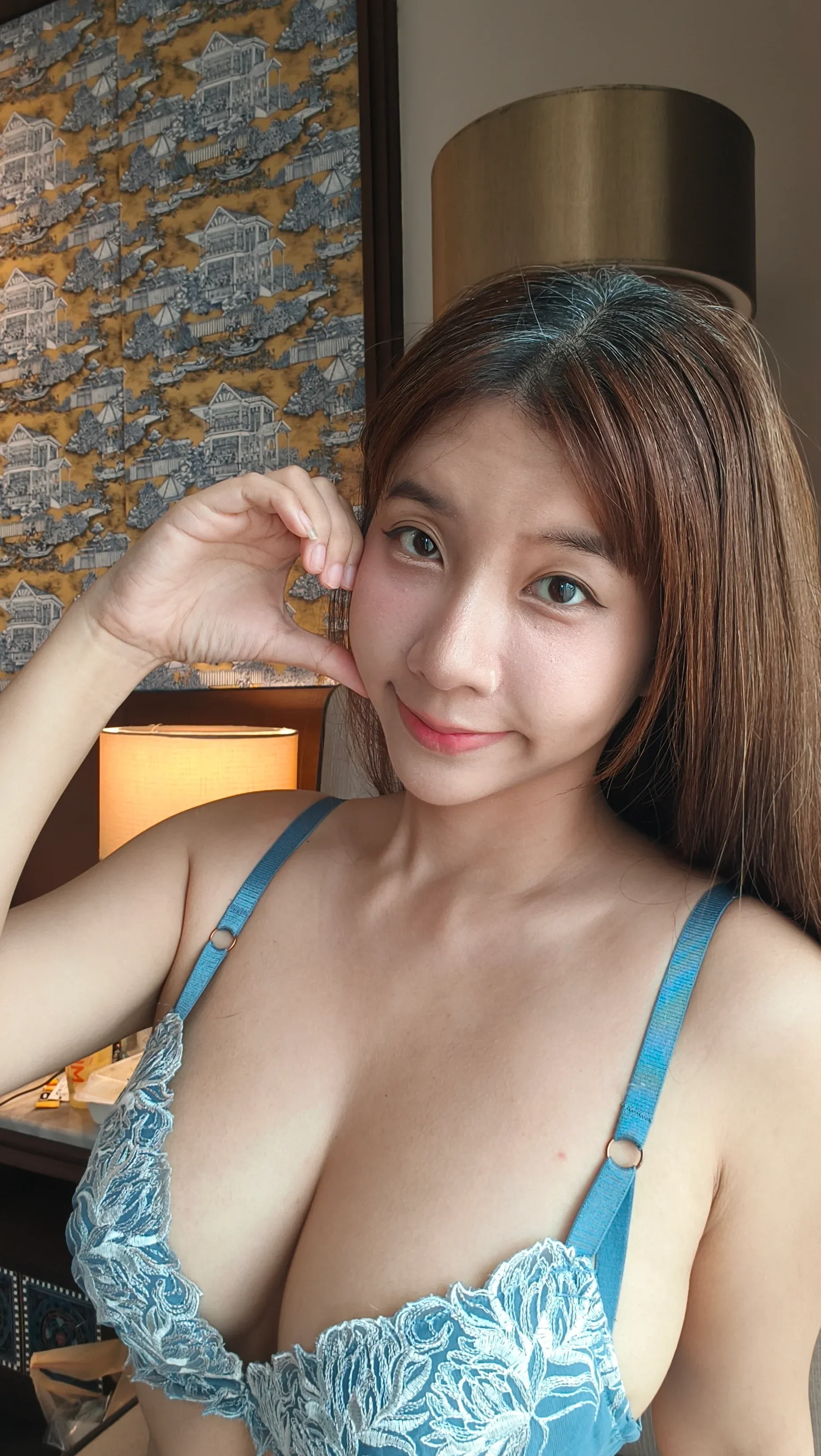 吳夢夢 Mona wu (Threads@monmonwu2.0)