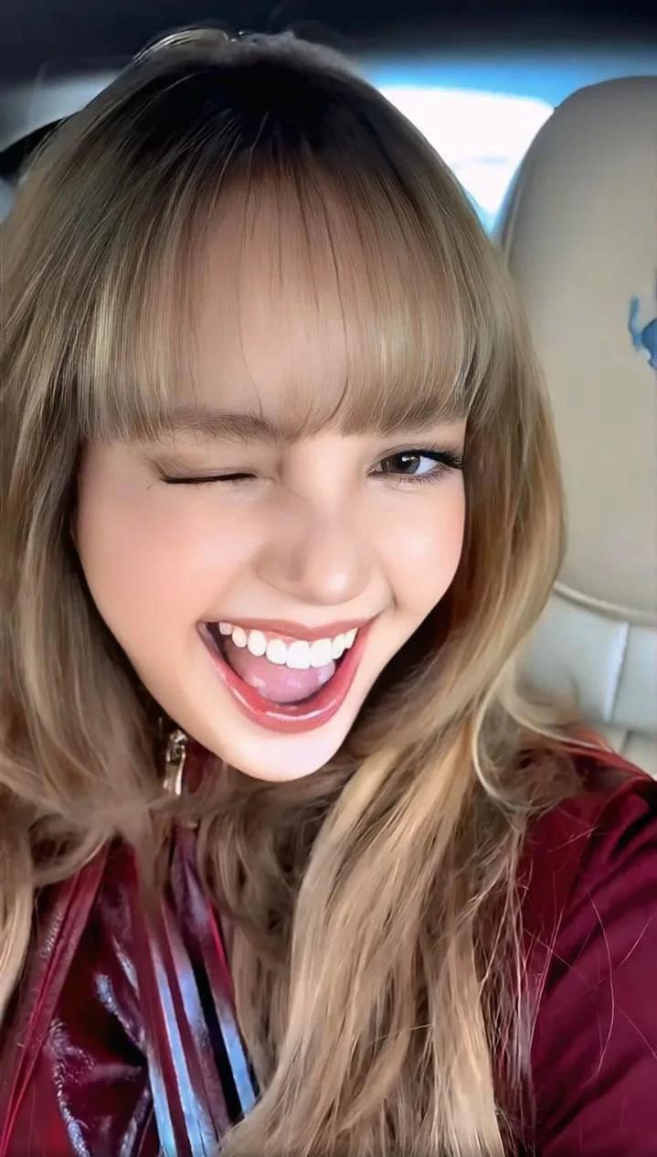 Sue Kim將帶領觀眾深入Lisa的日常生活。