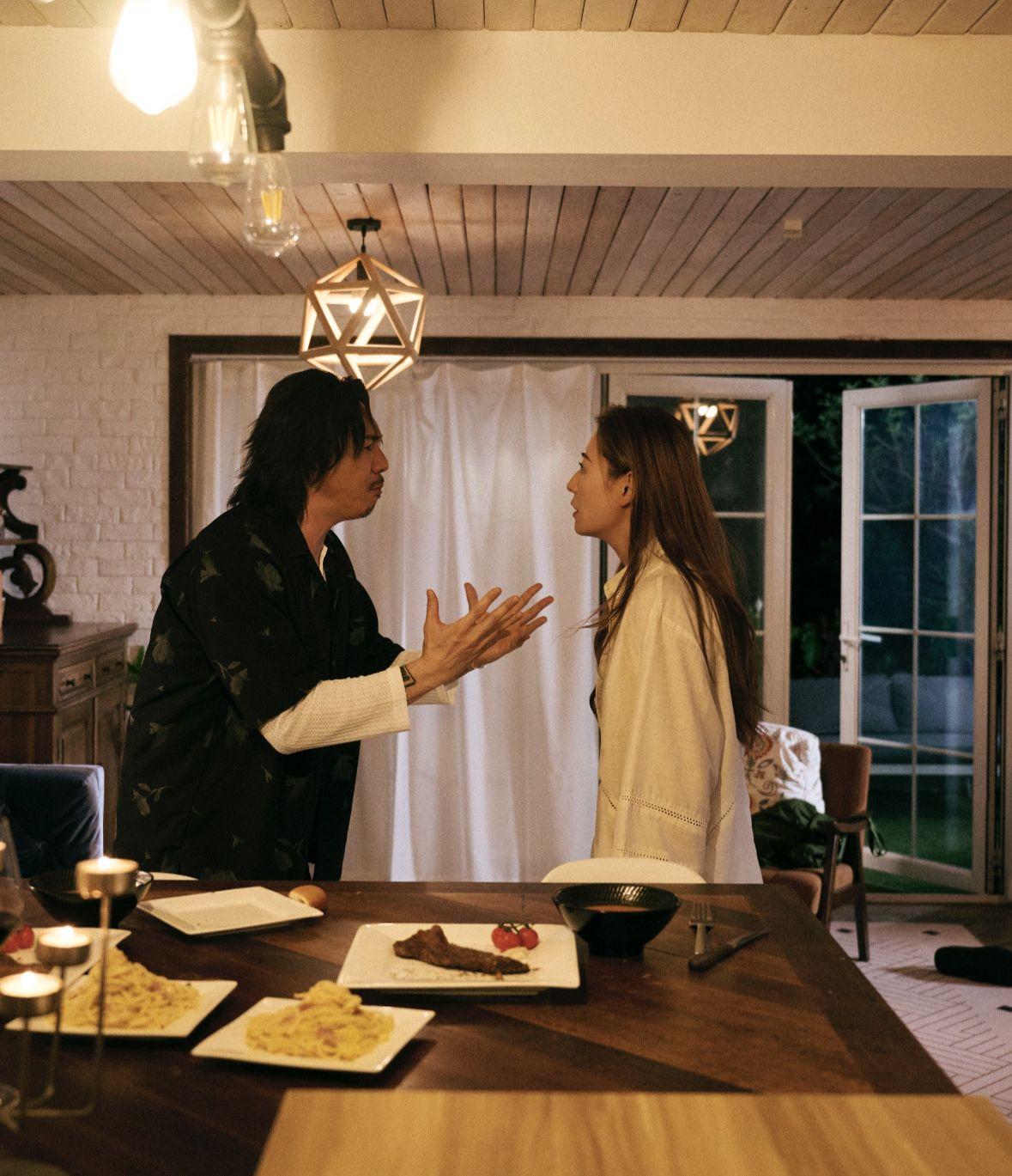 《流著淚寫句號》MV。