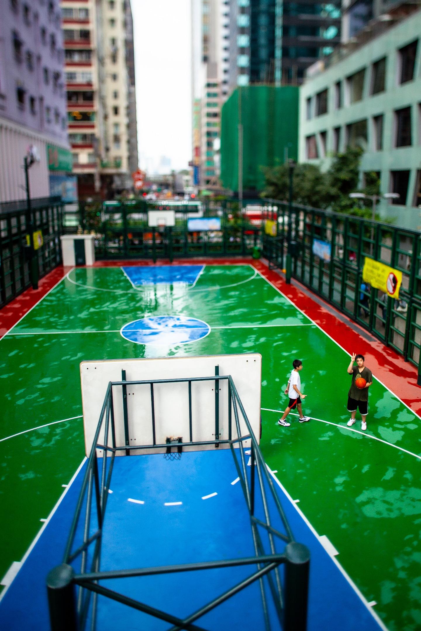 軒尼詩道遊樂場籃球場翻新前(Threads)
