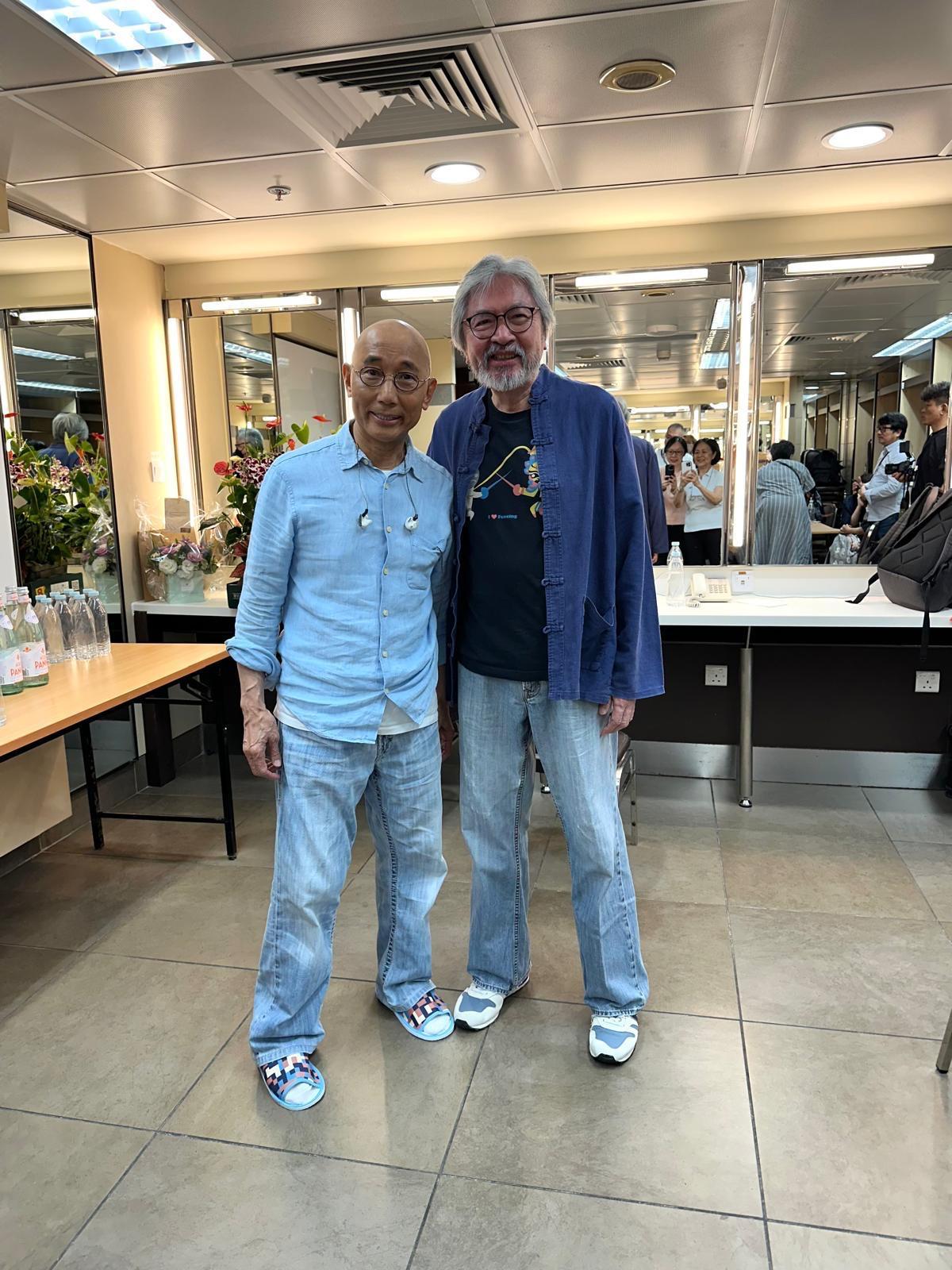 John與阿Lo七十年代在美國已經認識,而且更是band友一起玩音樂。