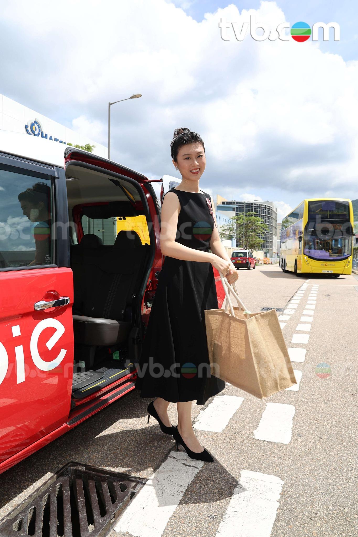 《2025香港小姐競選》今日於電視城展開首輪面試。(TVB Facebook 照片)