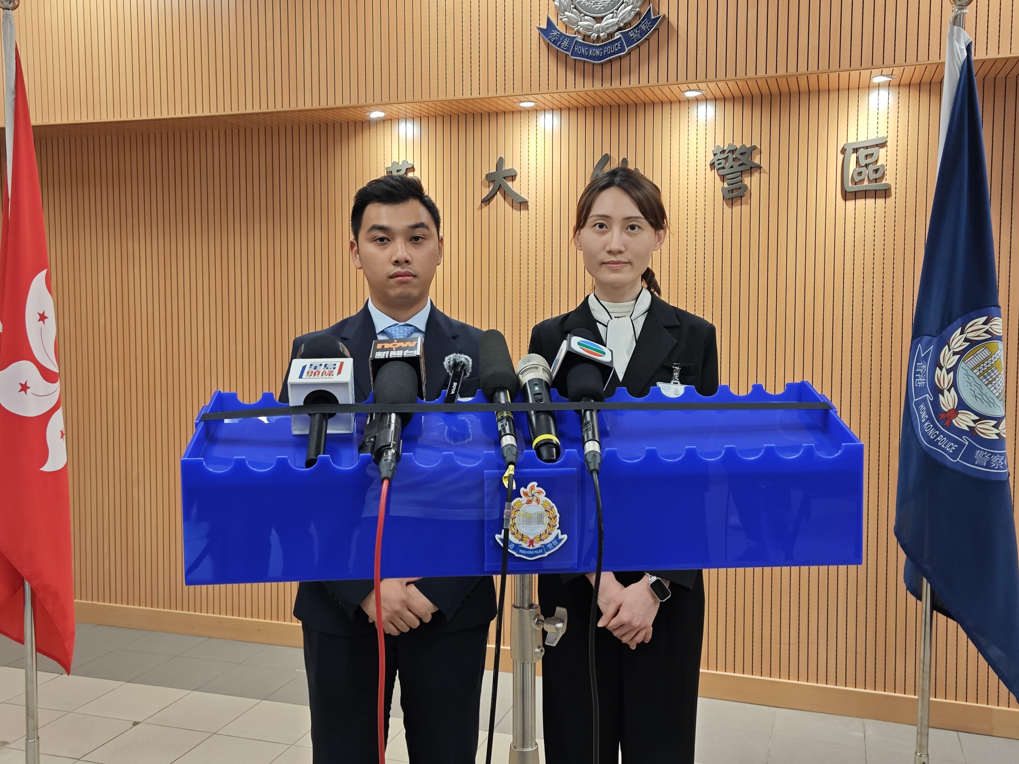 黃大仙警區重案組第二隊督察岑思朗(左)及刑事調查隊第二隊督察陳幸梓(右)交代案情。