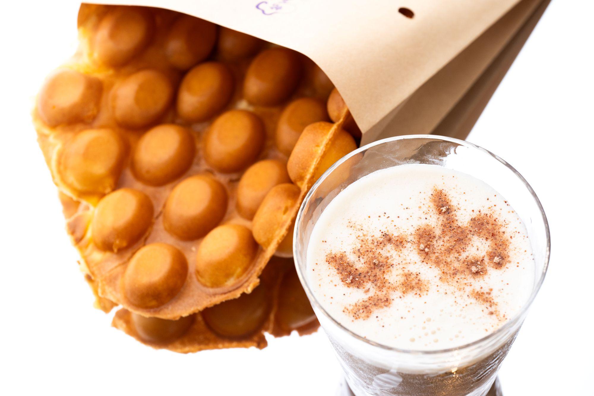 七月將會推出膶腸及原味雞蛋仔($28-$35)、金銀花淡竹葉菊花.五味雜陳雞尾酒$85