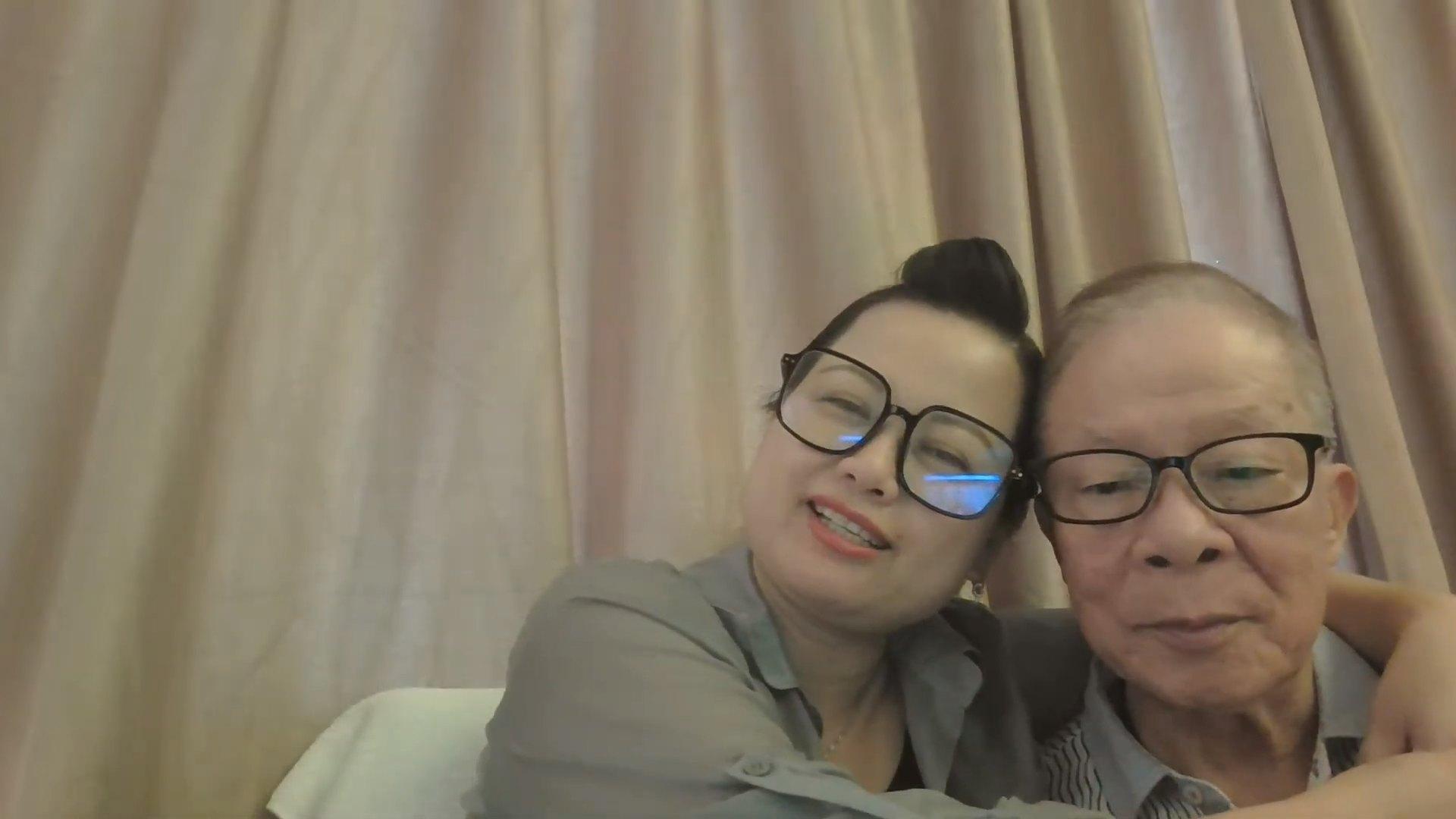 何太及何伯昔日如膠似漆,現在卻對簿公堂。