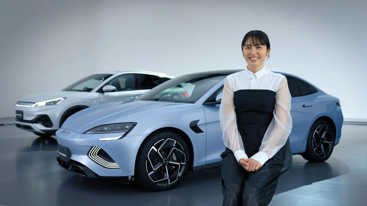 木村光希出席微博電影之夜 日網民鬧爆:同老竇一齊貪人民幣