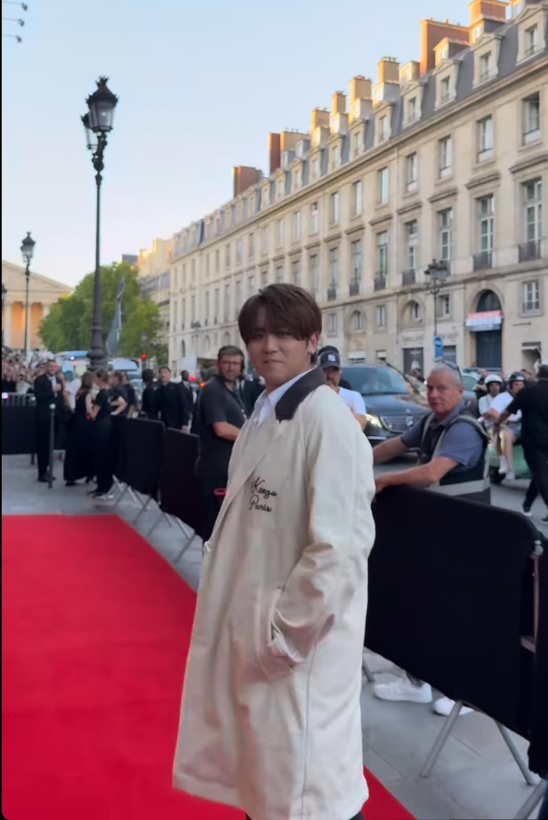 姜濤墮海獲救後立即抵達巴黎開工。