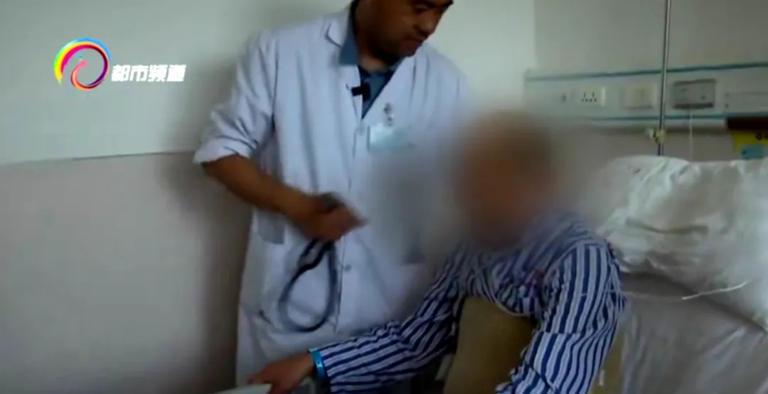 浙江漢因長期吸煙,導致頸動脈嚴重狹窄。(網上圖片)