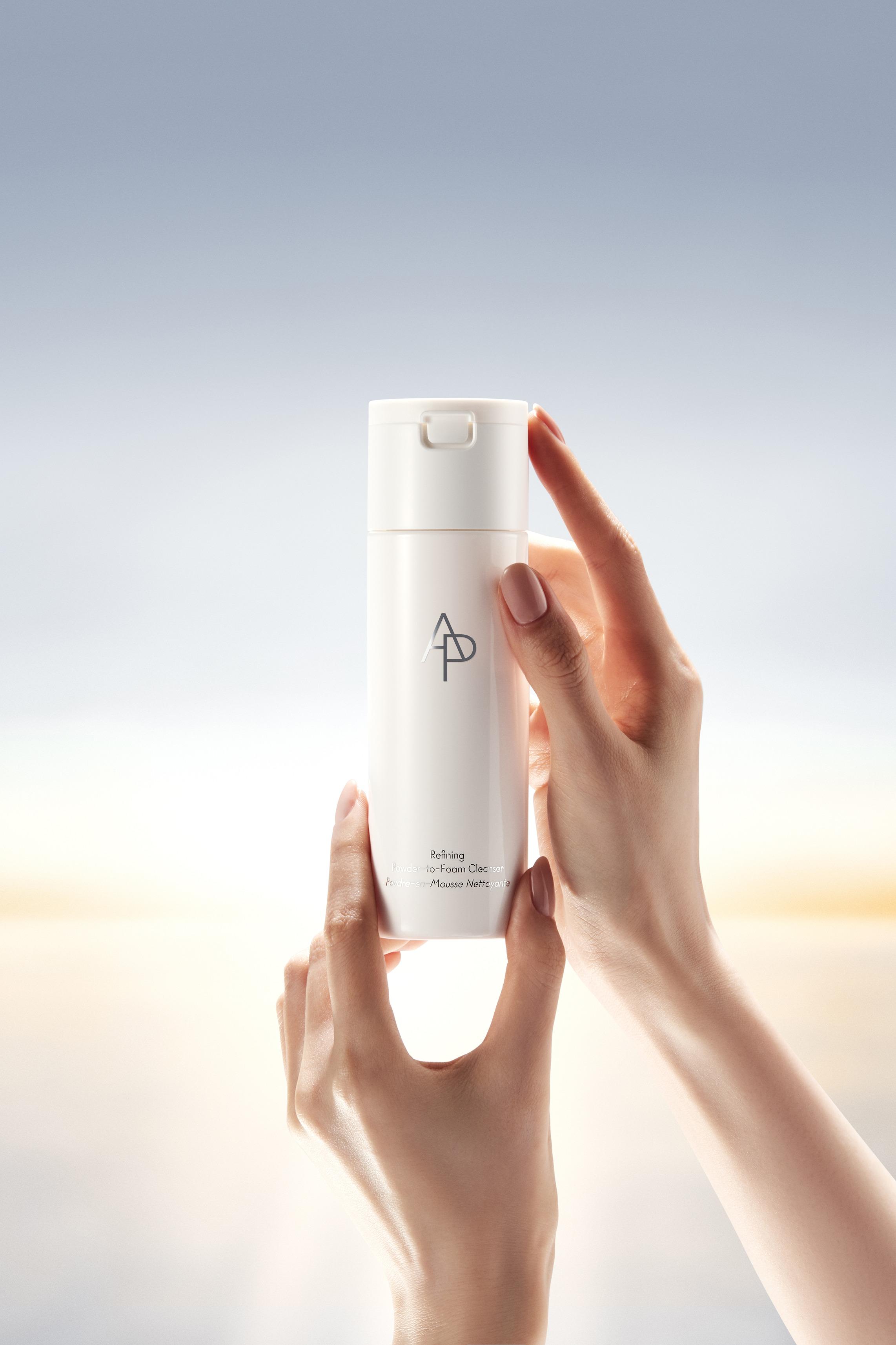 夏日護膚好物推介|亮肌淨膚潔顏粉 $490/55g