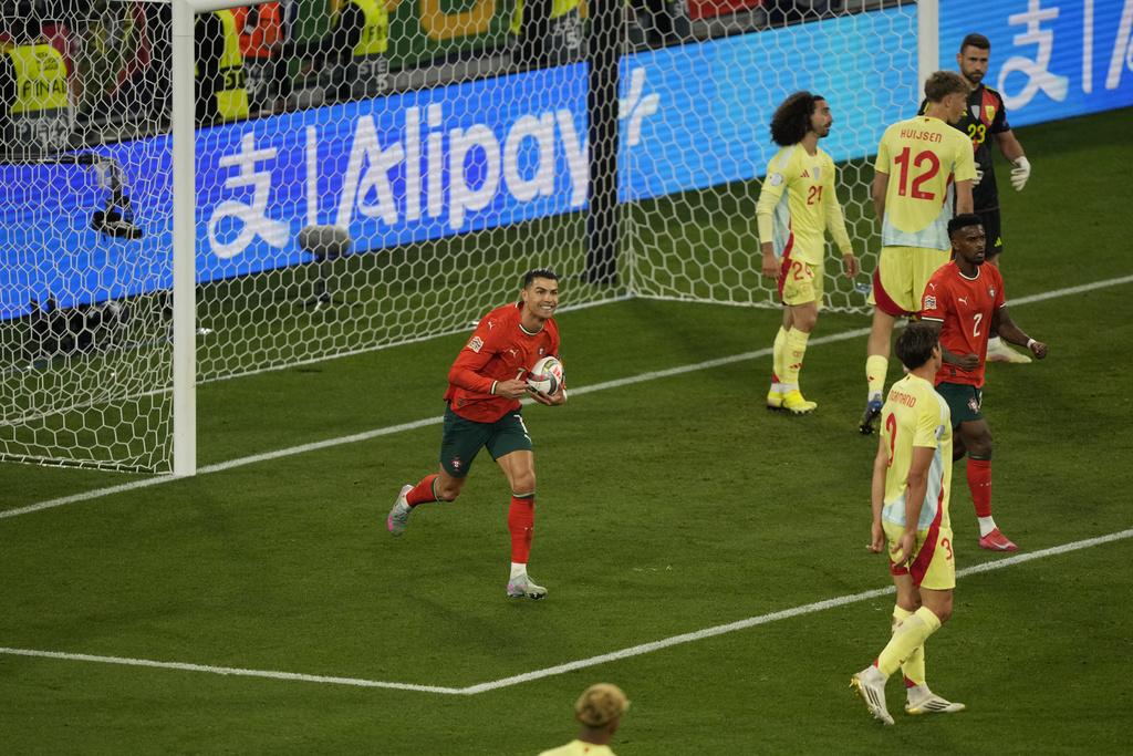 C朗拿度為葡萄牙上陣167次,攻入138球。(美聯社)