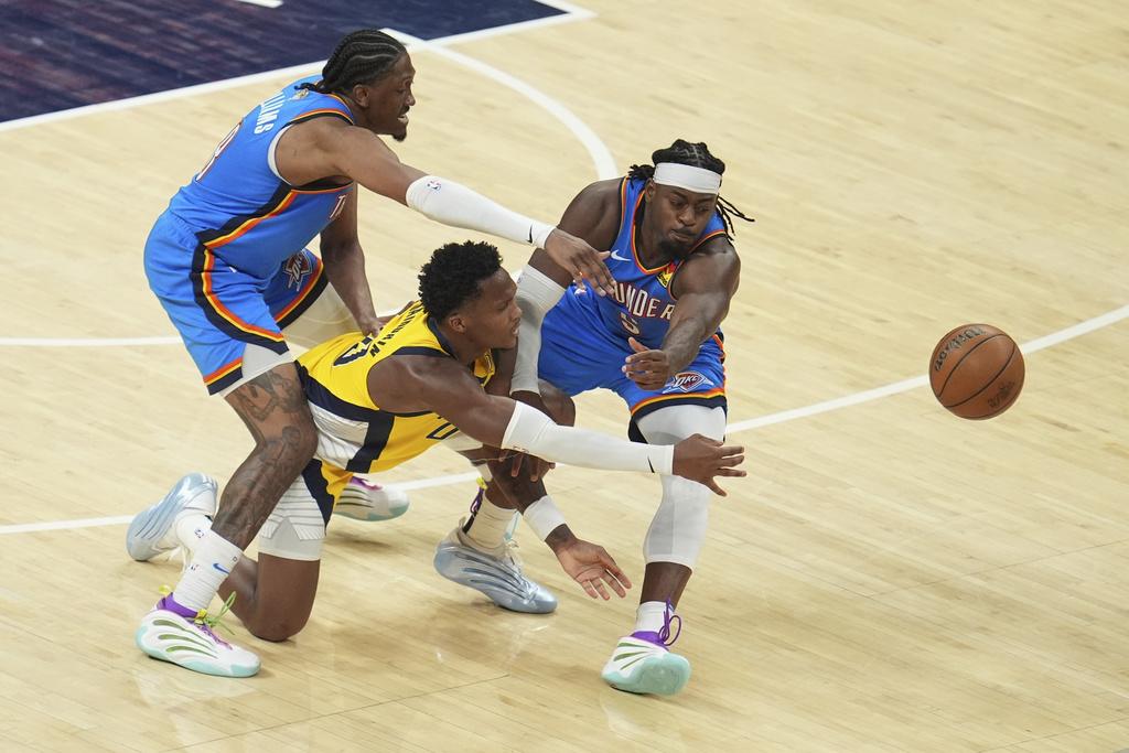 溜馬116:107擊敗雷霆。(美聯社)