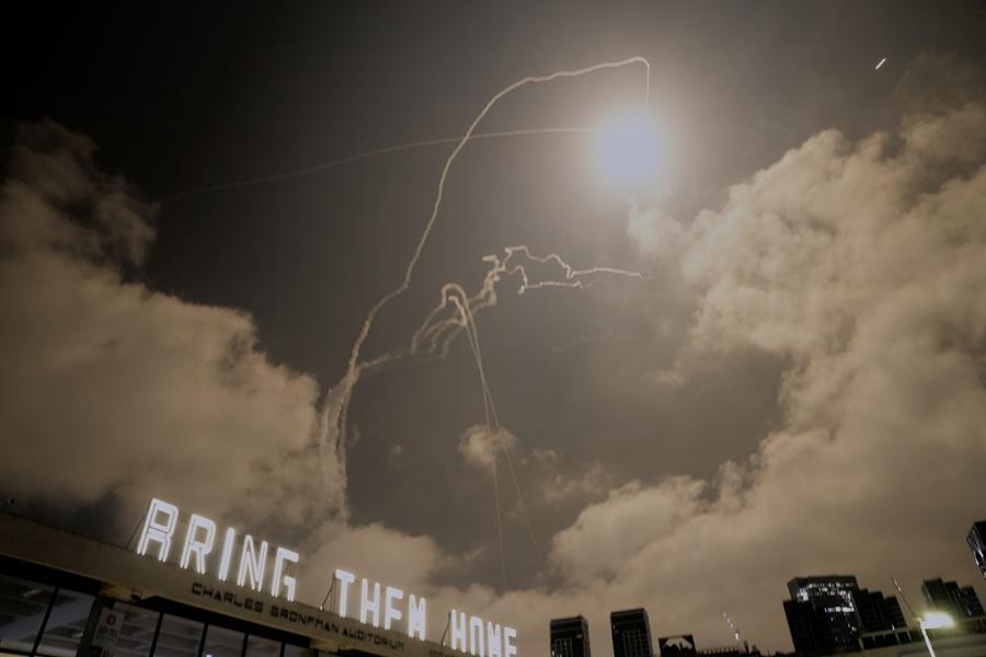 以色列襲伊朗|以國中導彈10死逾200傷 伊朗128死900傷人14核科學家亡