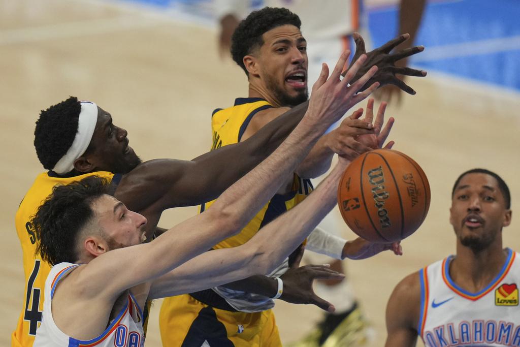 雷霆在第5場以120:109擊敗溜馬,場數反超前3:2。(美聯社)