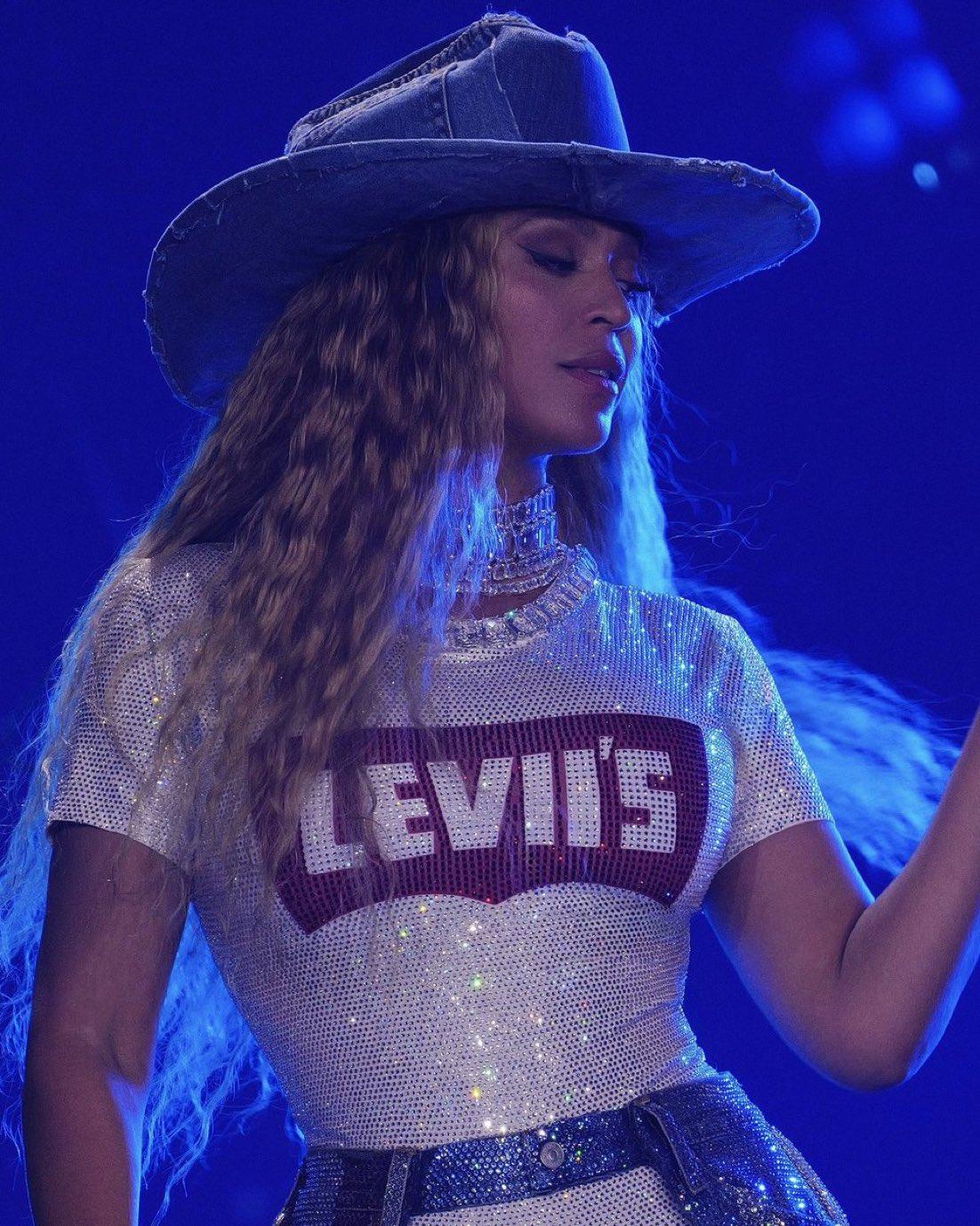 Beyoncé的倫敦演唱會門票,創下最高票價紀錄,最貴門票達港幣1萬元。