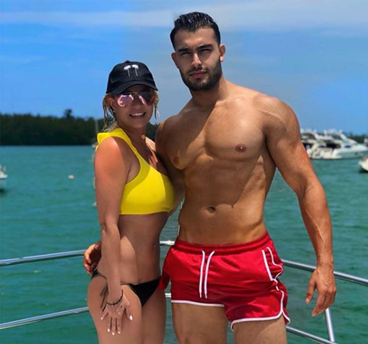 Sam與Britney拍拖時,會督促當時的愛妻做運動。