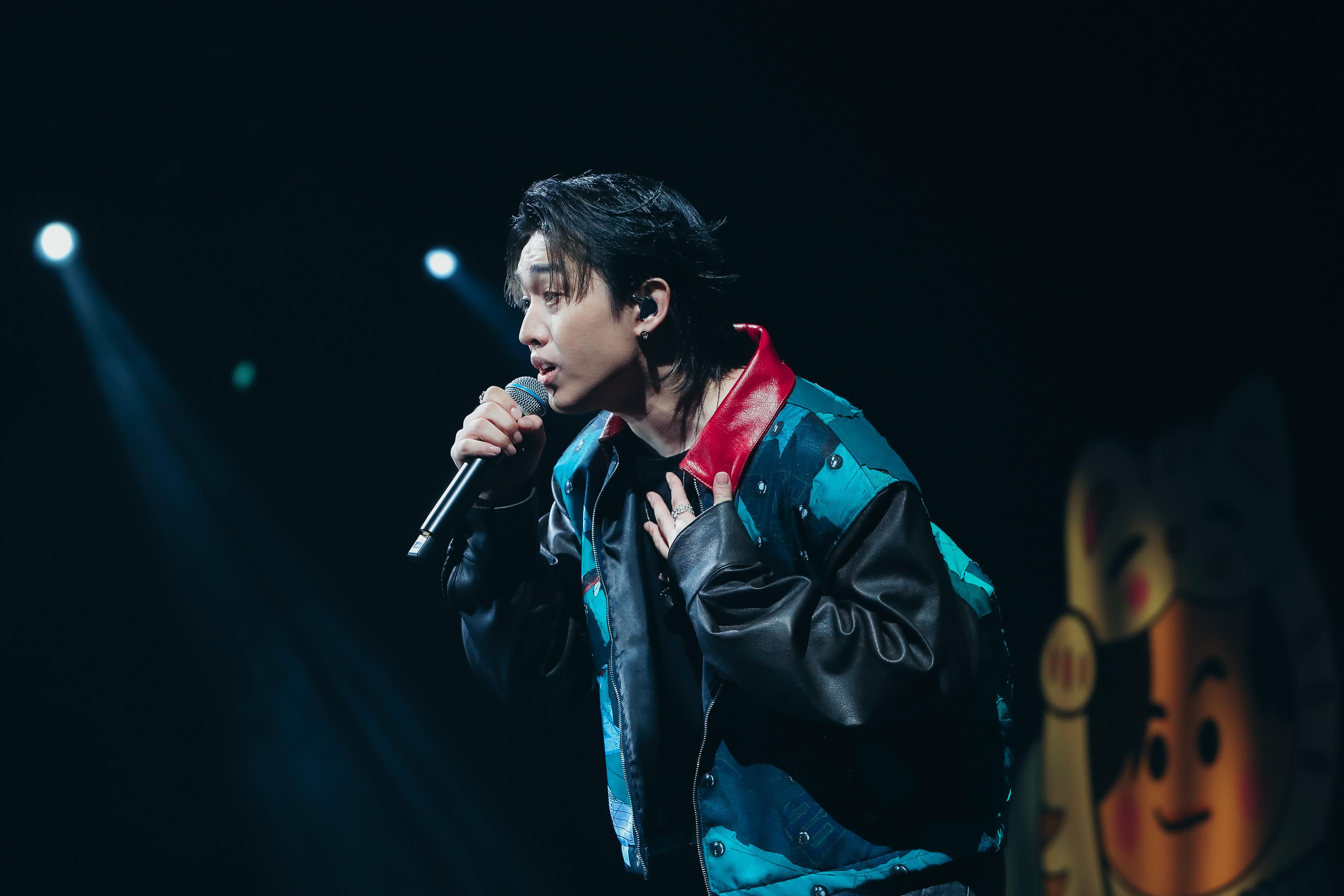 Jer在見面祭首次獻唱新歌《大人之後》。