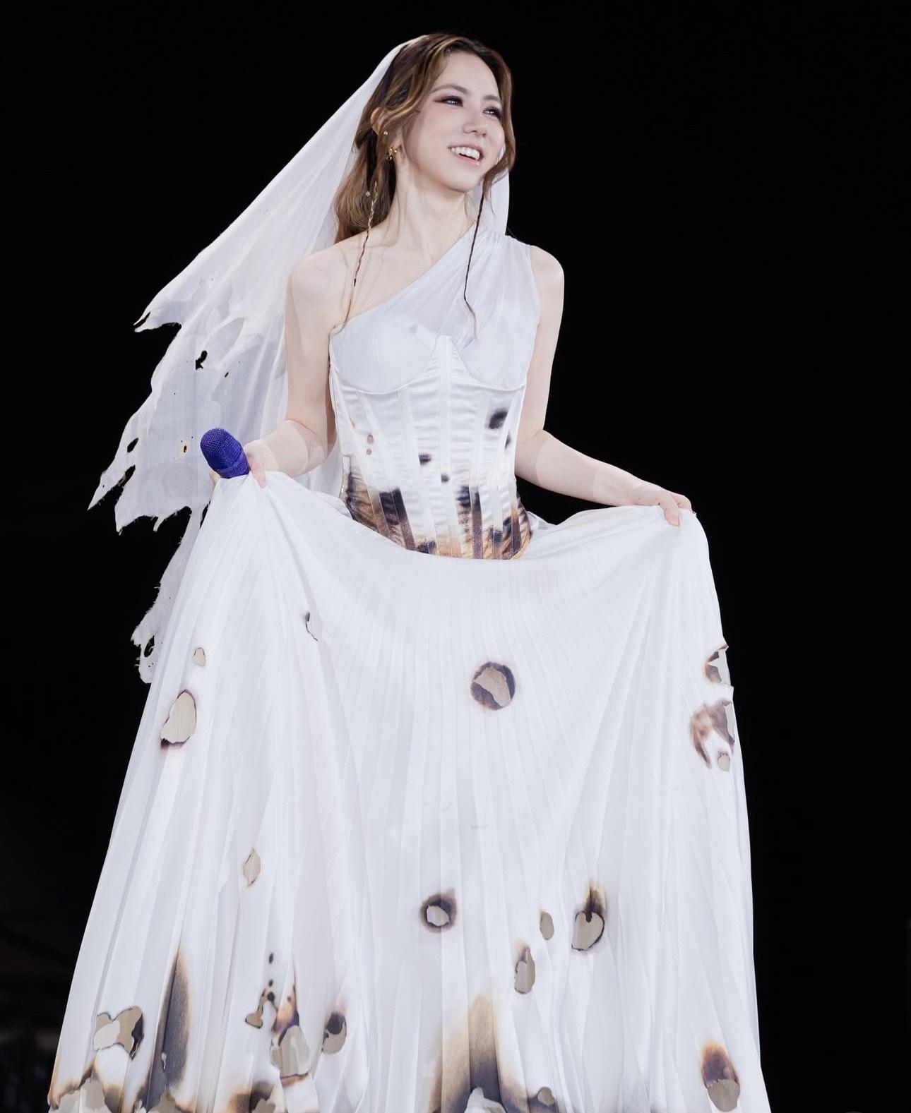 G.E.M. 再提6年版權糾紛 。