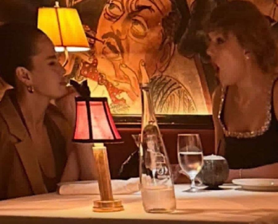 餐廳員工偷拍兩人飯局情況,會唔會被炒呢。