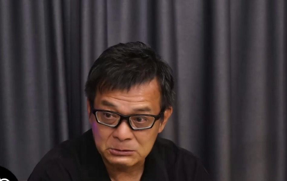 黃日華講到流下男兒淚。