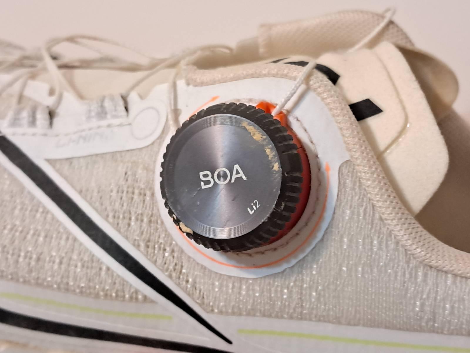 的盧2 PRO的BOA綁帶系統要小心保護。