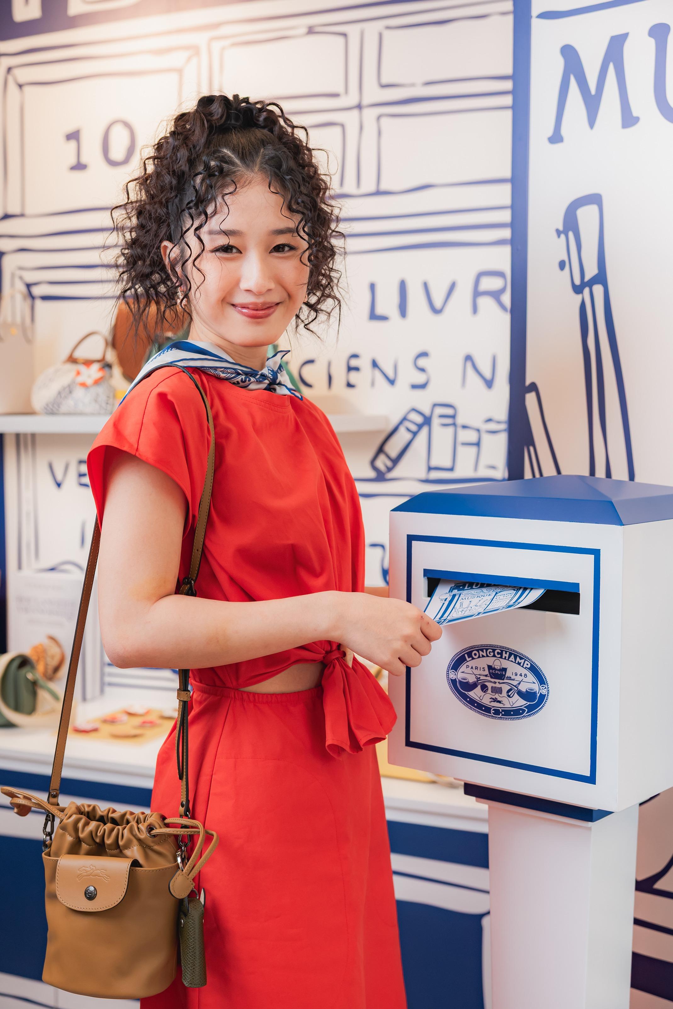 現場提供明信片寄送服務。