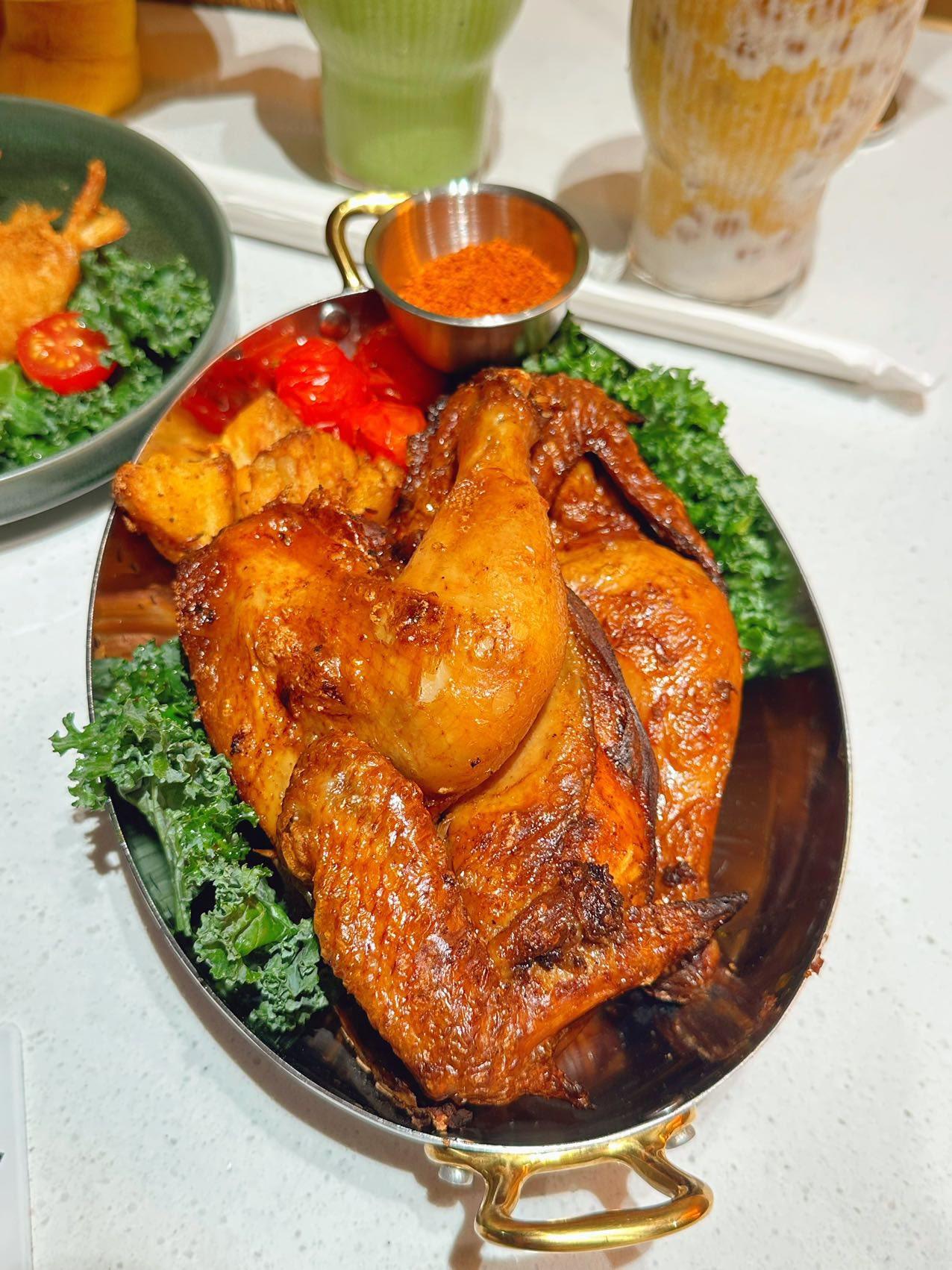 法式現烤三黃雞$188/隻(Min Cherry Facebook圖片)