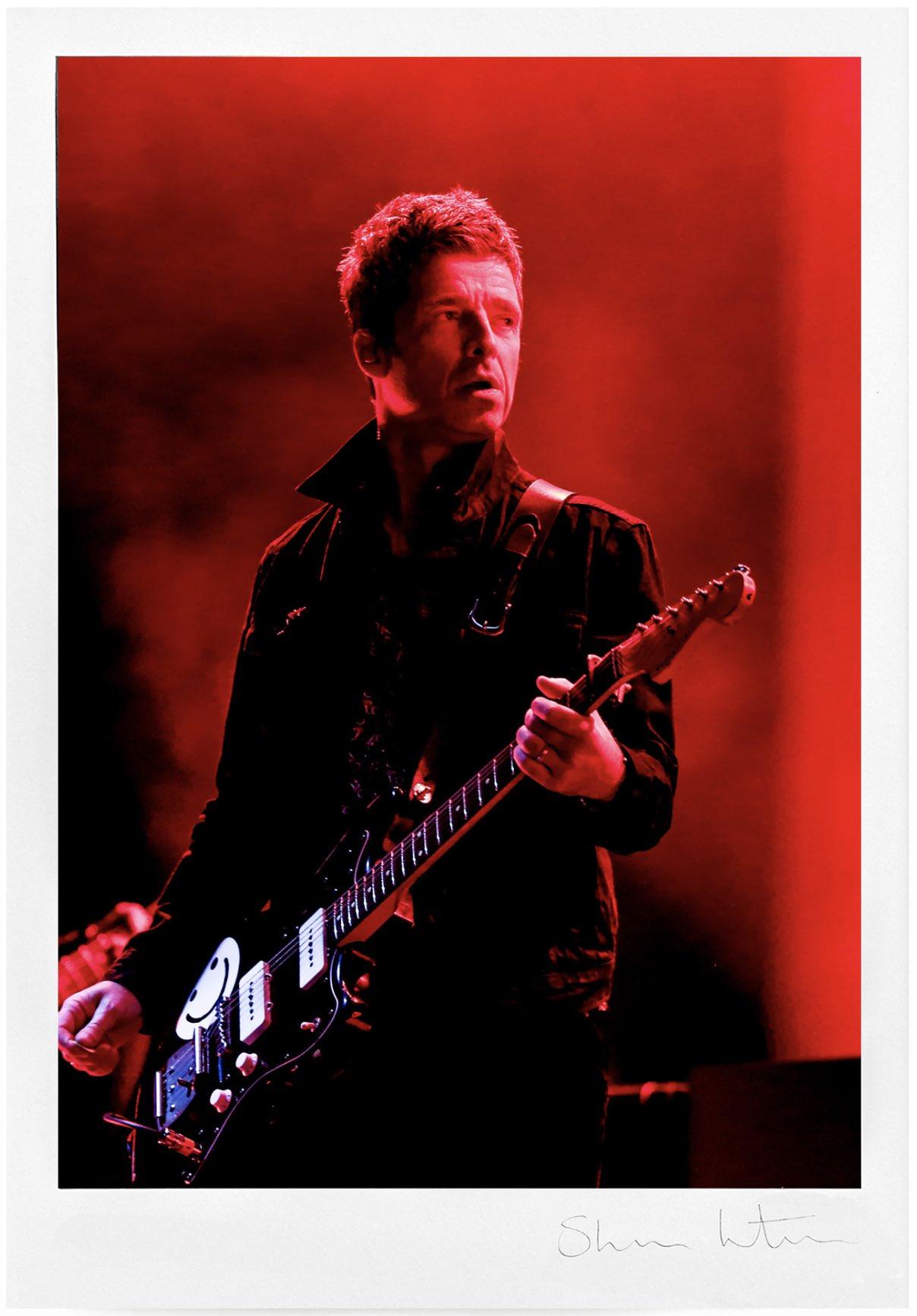 Noel Gallagher於Inspiral Carpets擔任巡演經理一年,令他學習到如何去經營一隊搖滾樂隊。