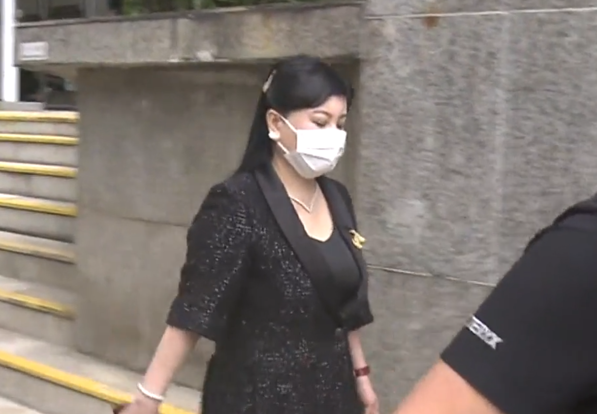 蔡天鳳母親張燕花以證人身份到庭作供 (NOW新聞台畫面)