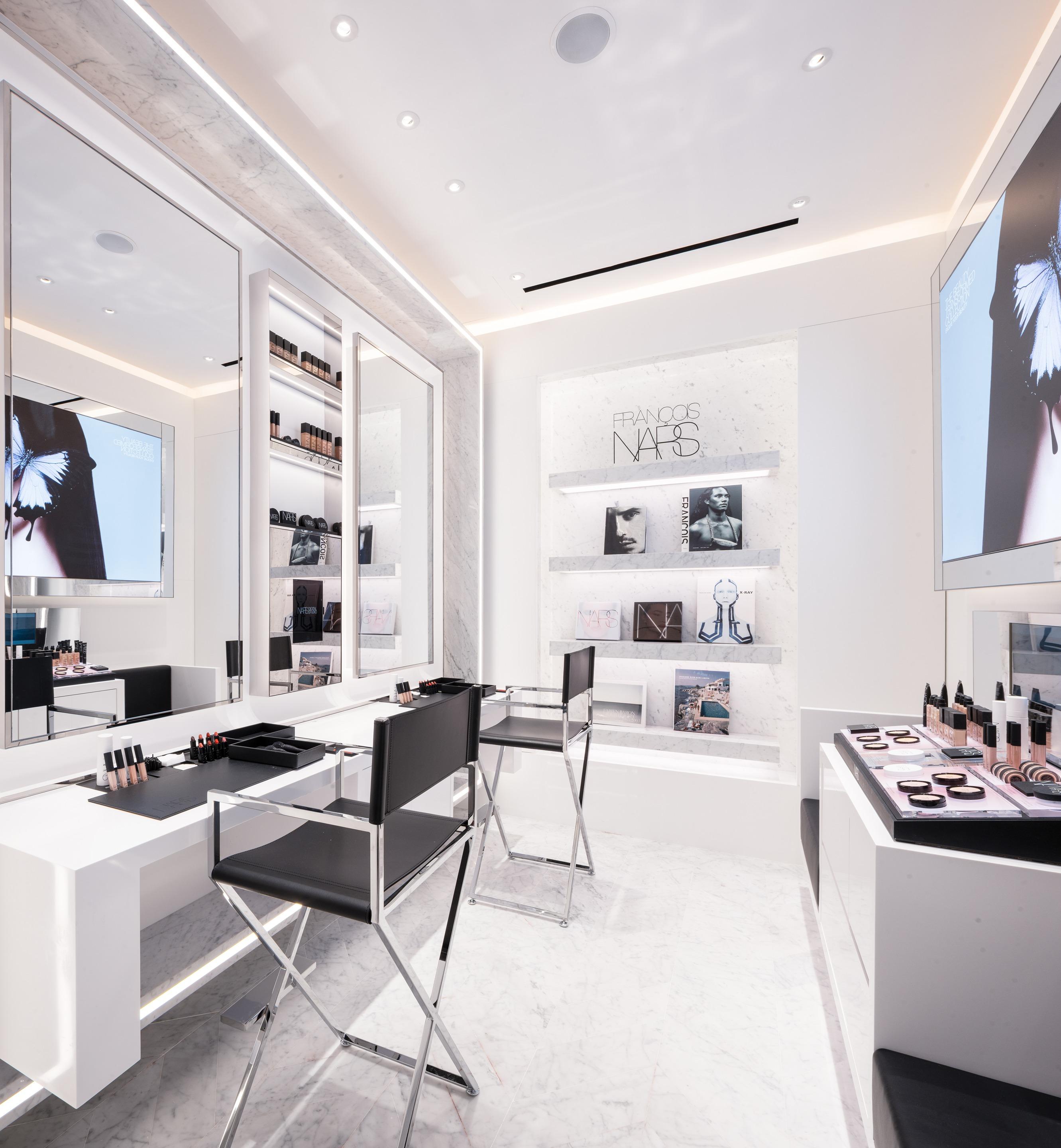 首個NARS STYLE LOUNGE VIP專屬空間