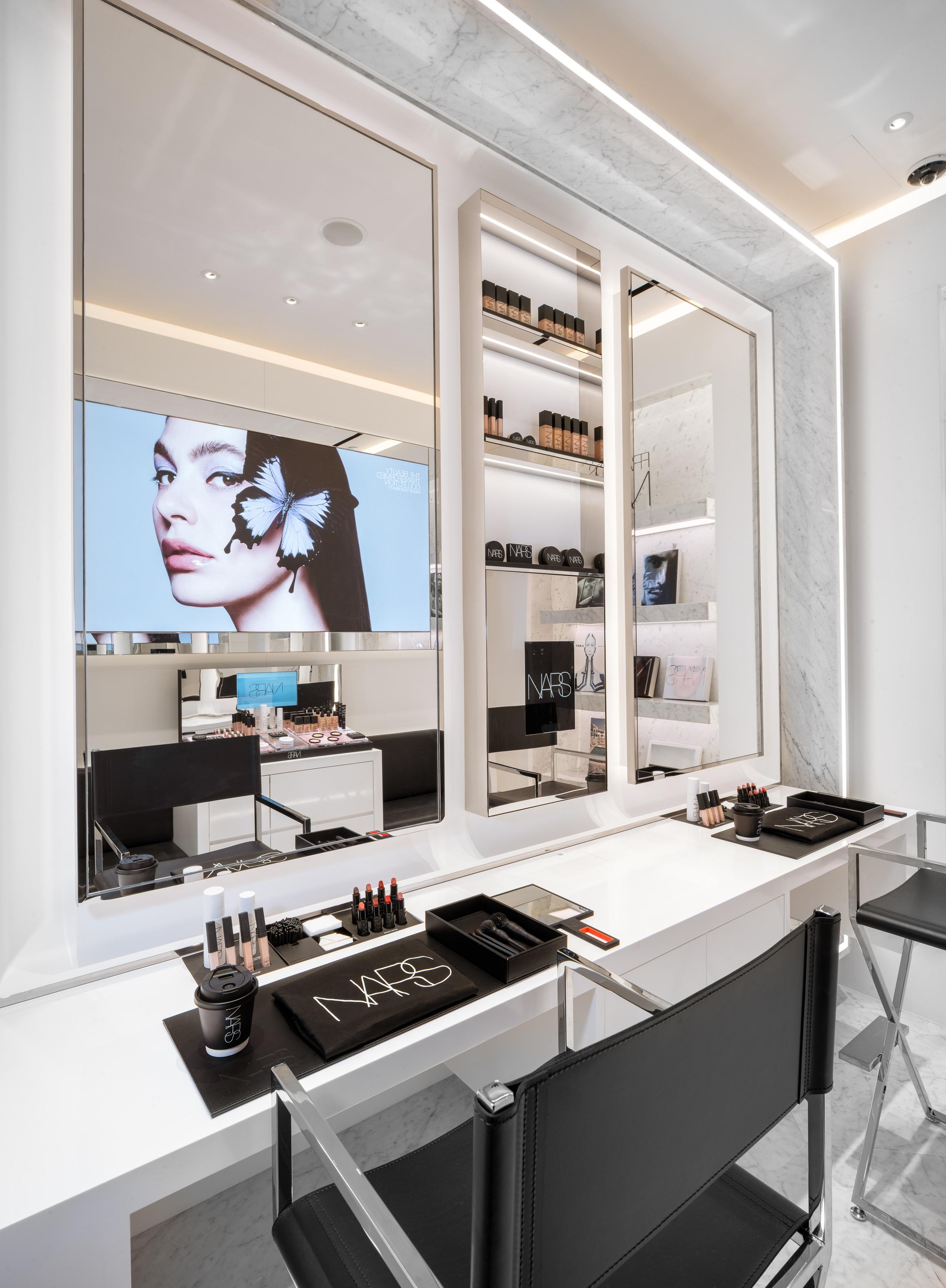 首個NARS STYLE LOUNGE VIP專屬空間