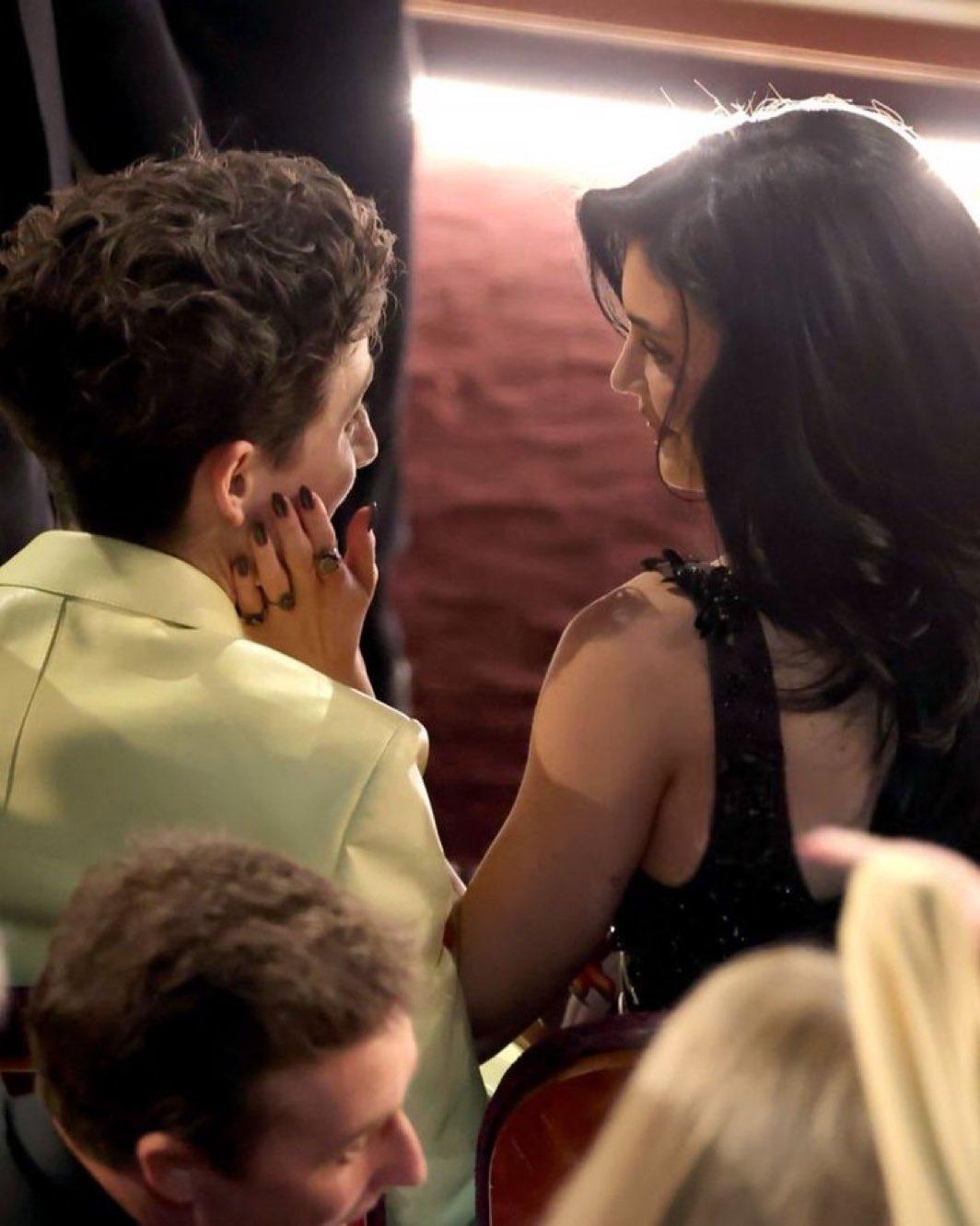 Kylie自與Timothee拍拖後,經常陪男朋友出席公開場合。