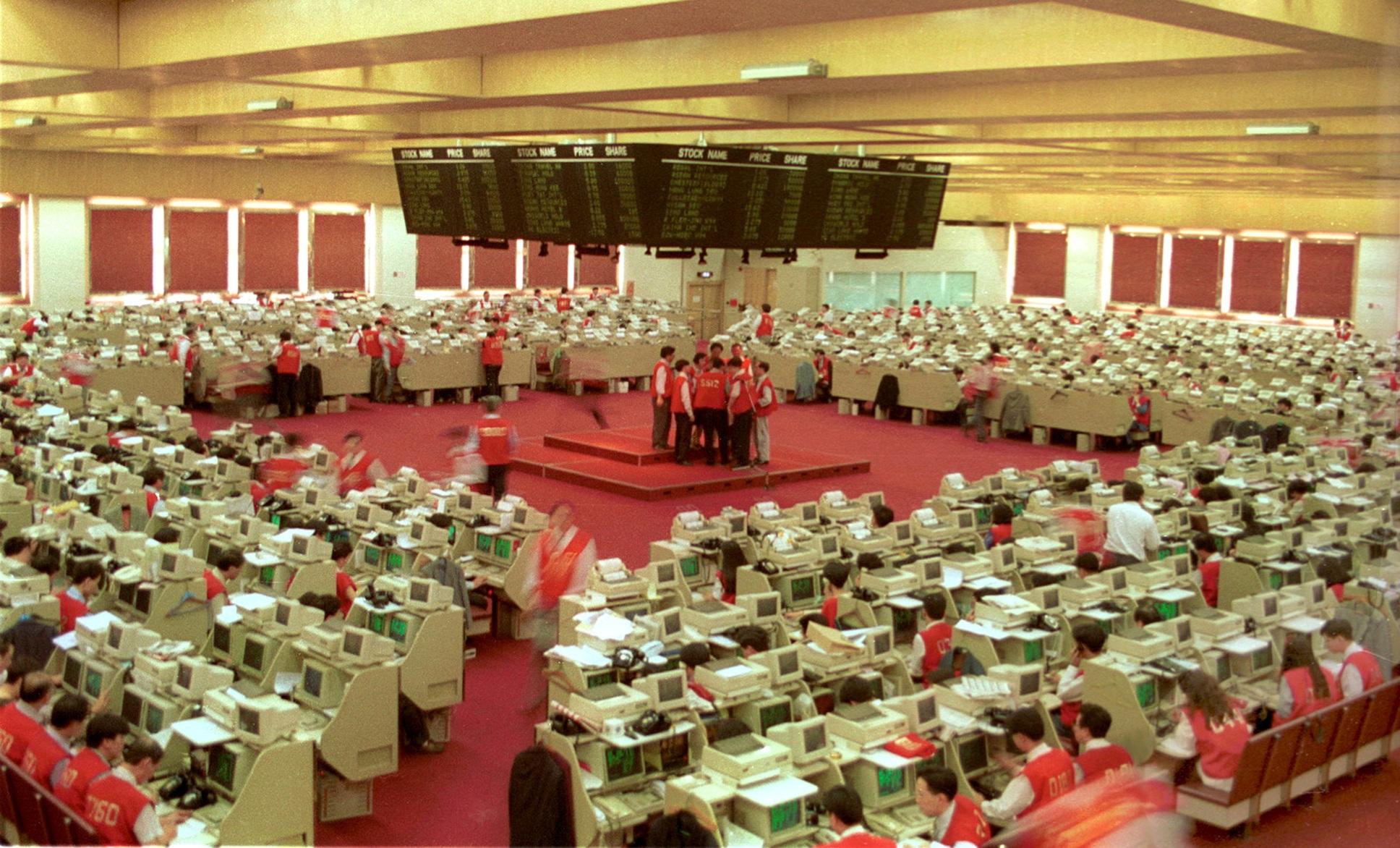 港交所25周年!上市金鑼將巡遊香港 兩周走遍9個地點