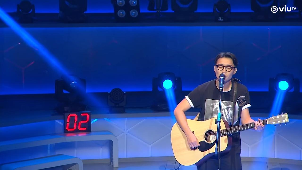 Jer柳應廷參加《全民造星》時,憑《P.S. I Love You》獲全藍燈入圍。(截圖)