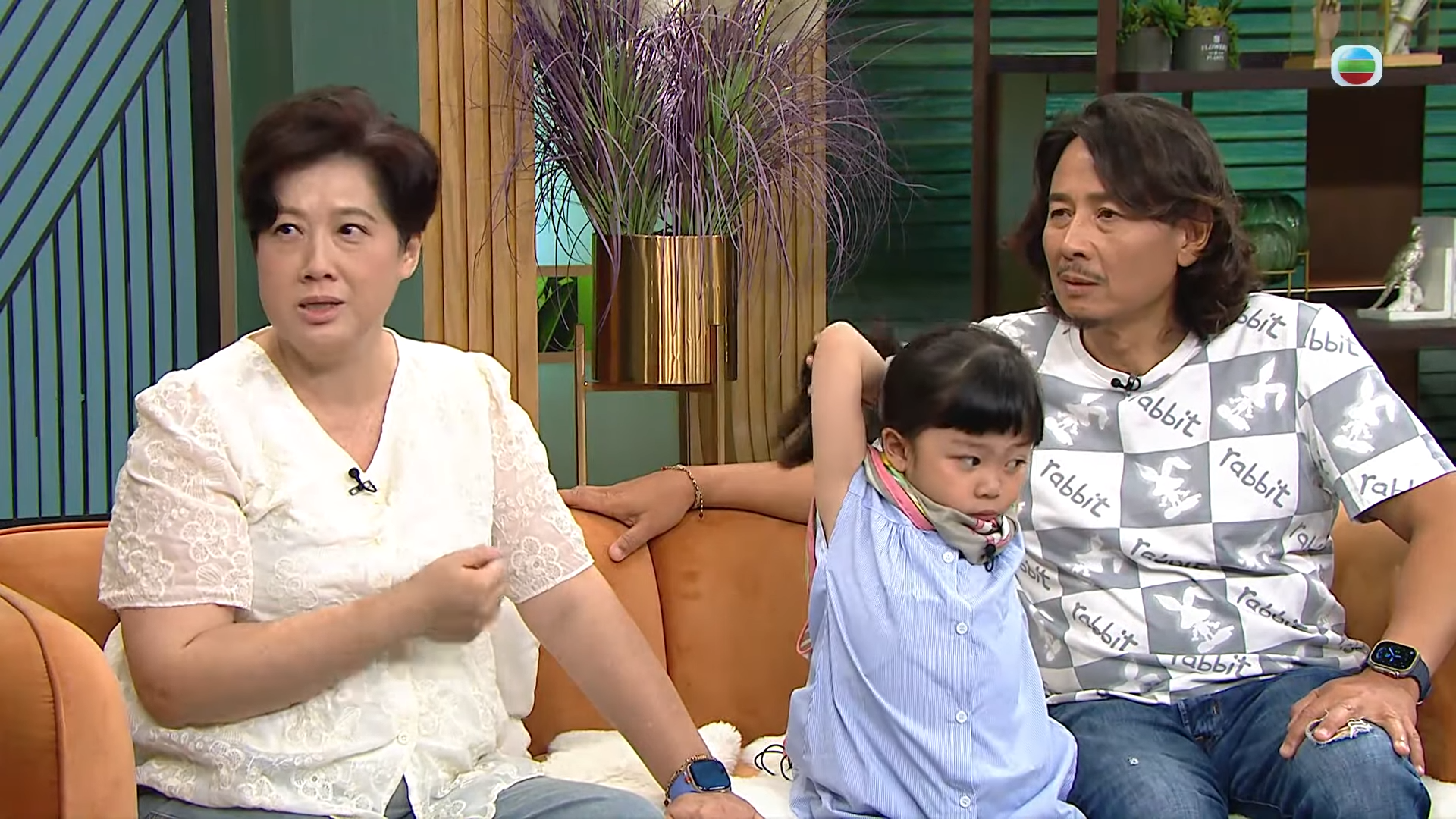 黃澤鋒表示在進行人工受孕前,一家人及醫生團隊是商量過很多次才決定進行。