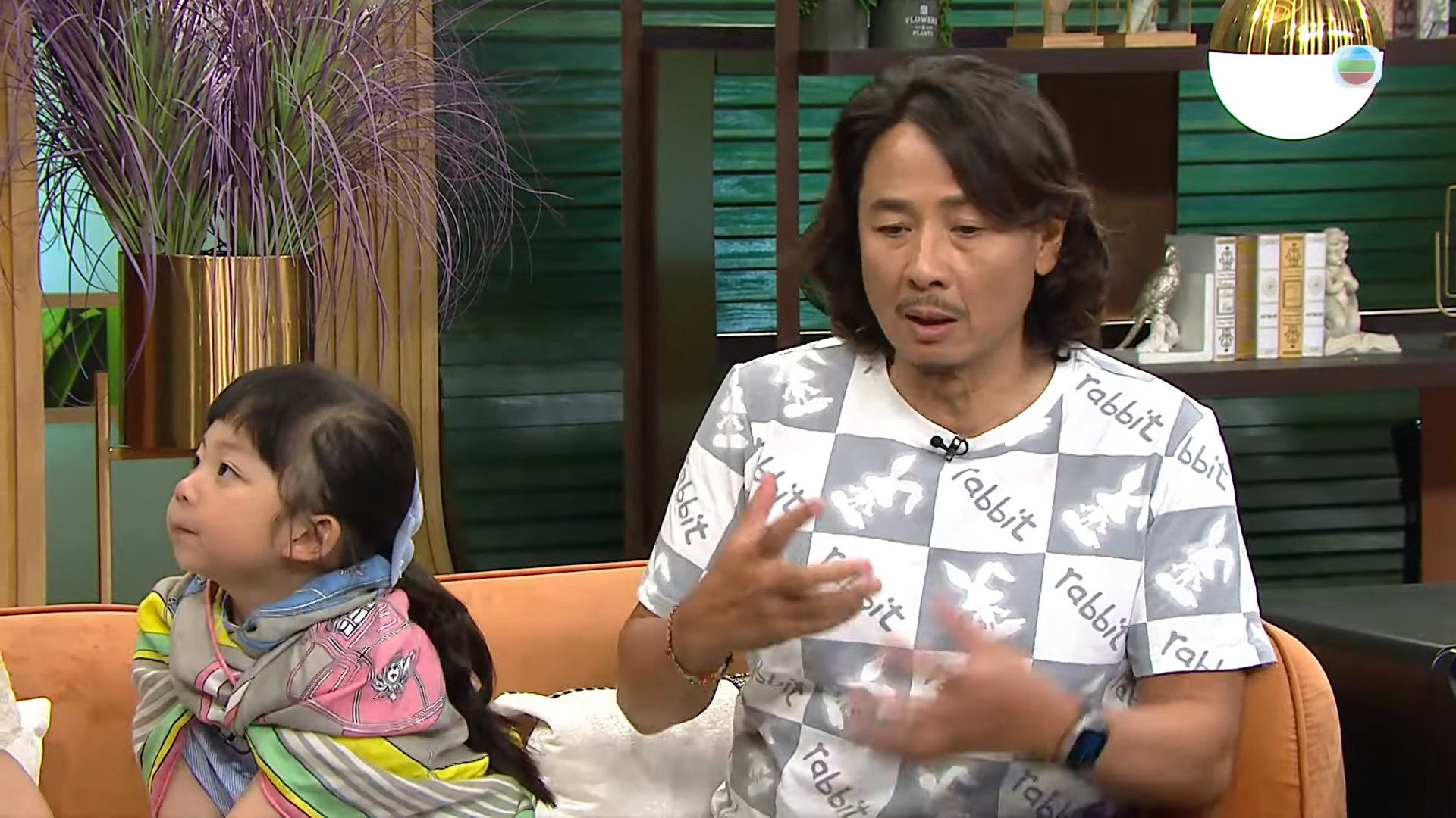 黃澤鋒表示在進行人工受孕前,一家人及醫生團隊是商量過很多次才決定進行。