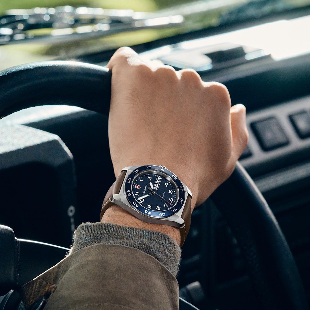 父親節禮物2025︱Victorinox Swiss Army Quartz石英腕錶 $5,500