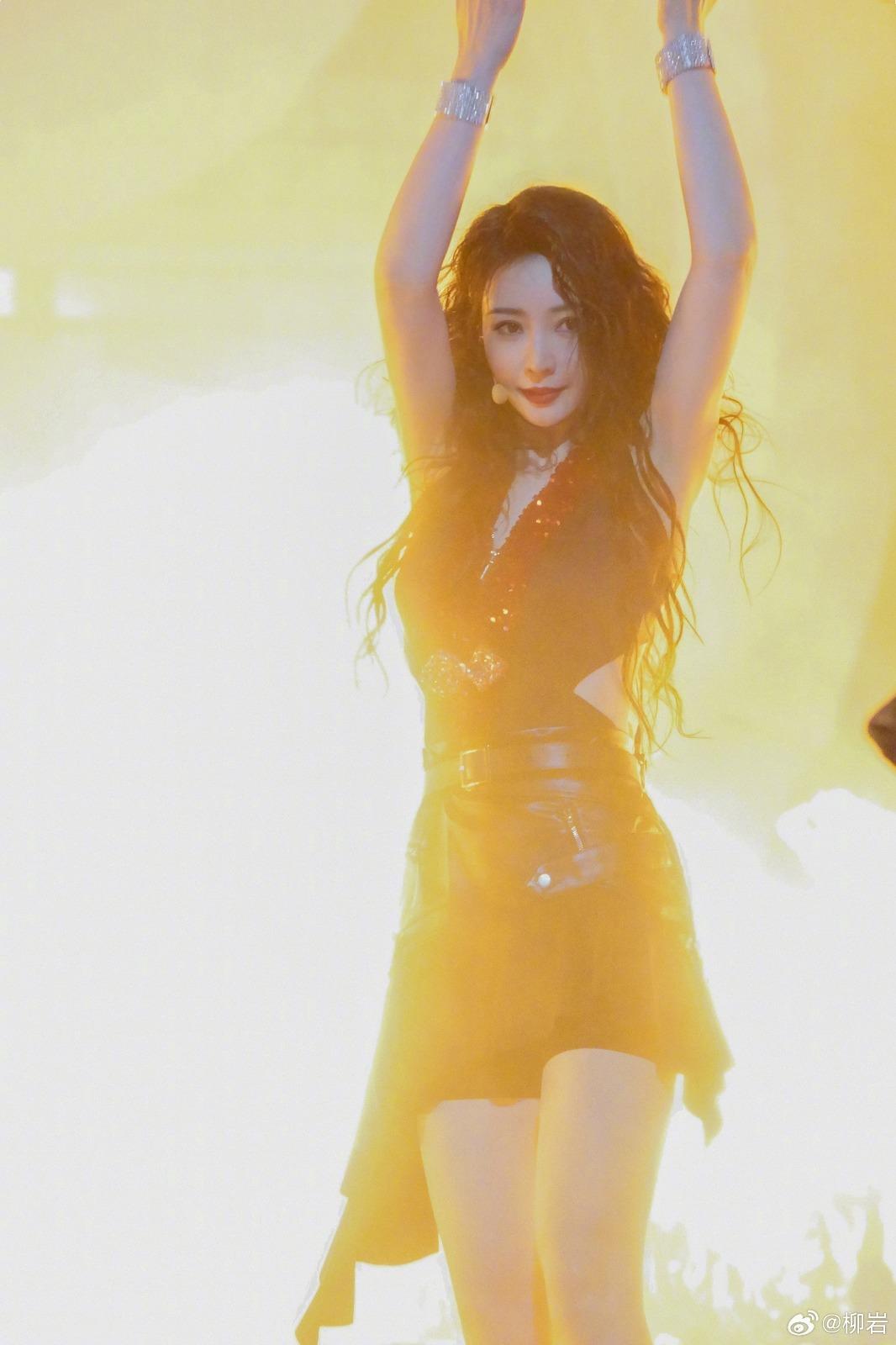 女星柳岩曾在劉亦菲主演的陸劇《夢華錄》中飾演孫三娘。