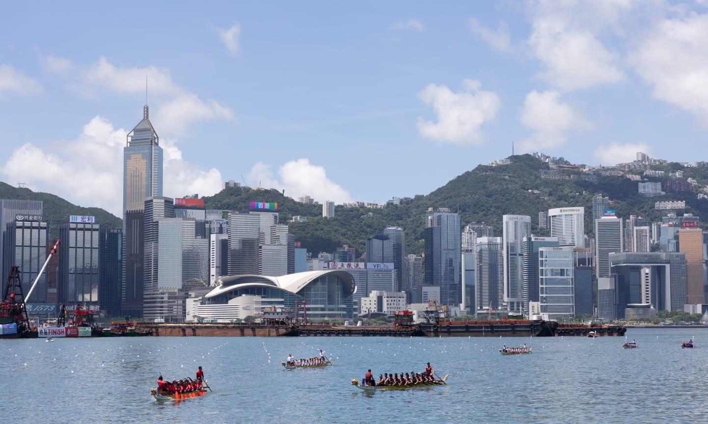 旅發局「永明香港國際龍舟邀請賽」一連兩日在維港上演 。(蘇文傑攝)